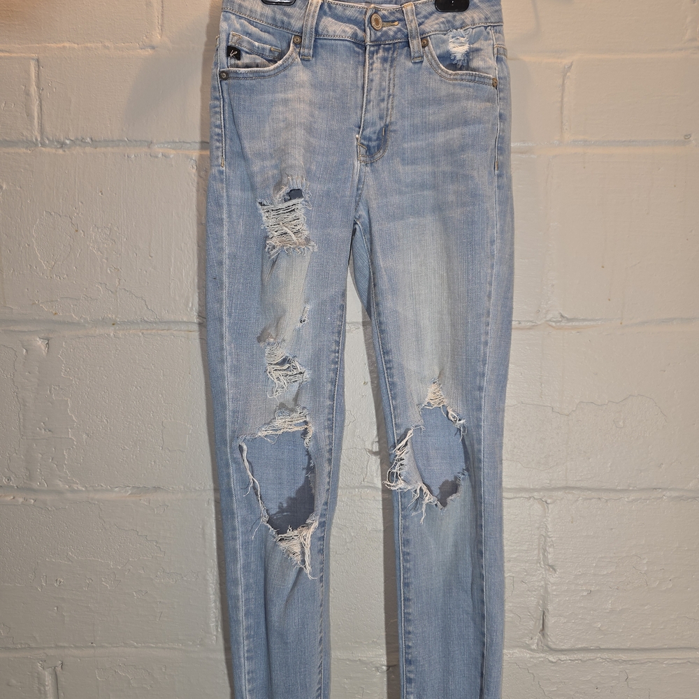 KanCan Light Blue Distressed Ankle Jeans